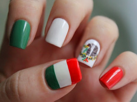Diseños-de-uñas-para-el-Día-de-la-Independencia-de-México1