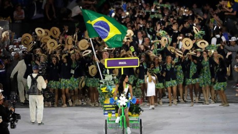 juegosinauguracionLa última nación en desfilar es el anfitrión Brasil